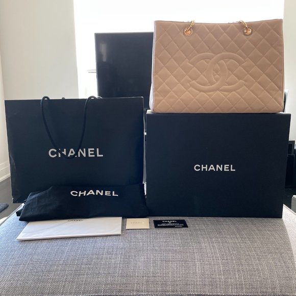 Chanel GST (Grand Shopping Tote) - Picture 10 of 10